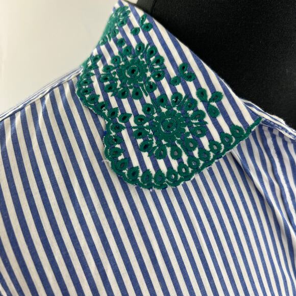 J.Crew Perfect Eyelet Trim Stripe Shirt Blue White Embroidered Button Down Sz 2 - Picture 3 of 10